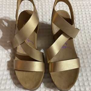 Gold wedges